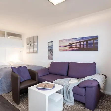 Am Hang 15 Seeblick App 7 Apartment *